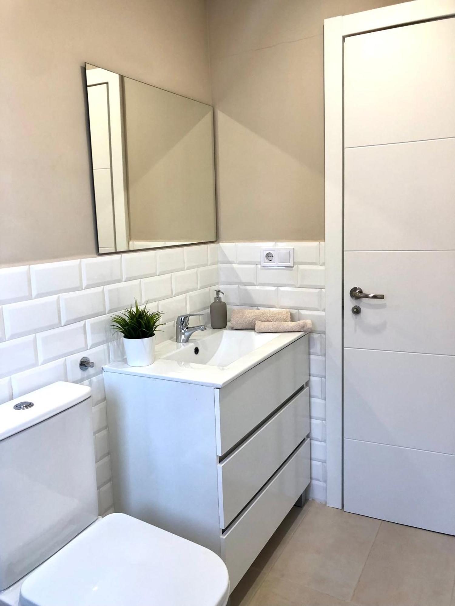 Centrico, Acogedor Y Luminoso Appartement